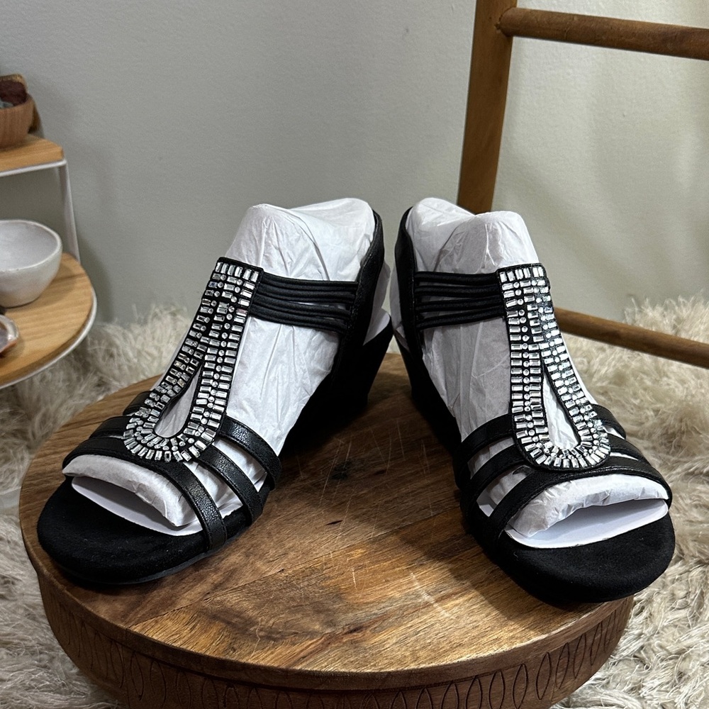Kelly & Katie Black T-Strap Embellished Wedge Sandals Size 8 M